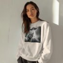 Alien Cat Selfie Sweatshirt – UFO Aesthetic Drop Shoulder Crewneck | Unisex Streetwear